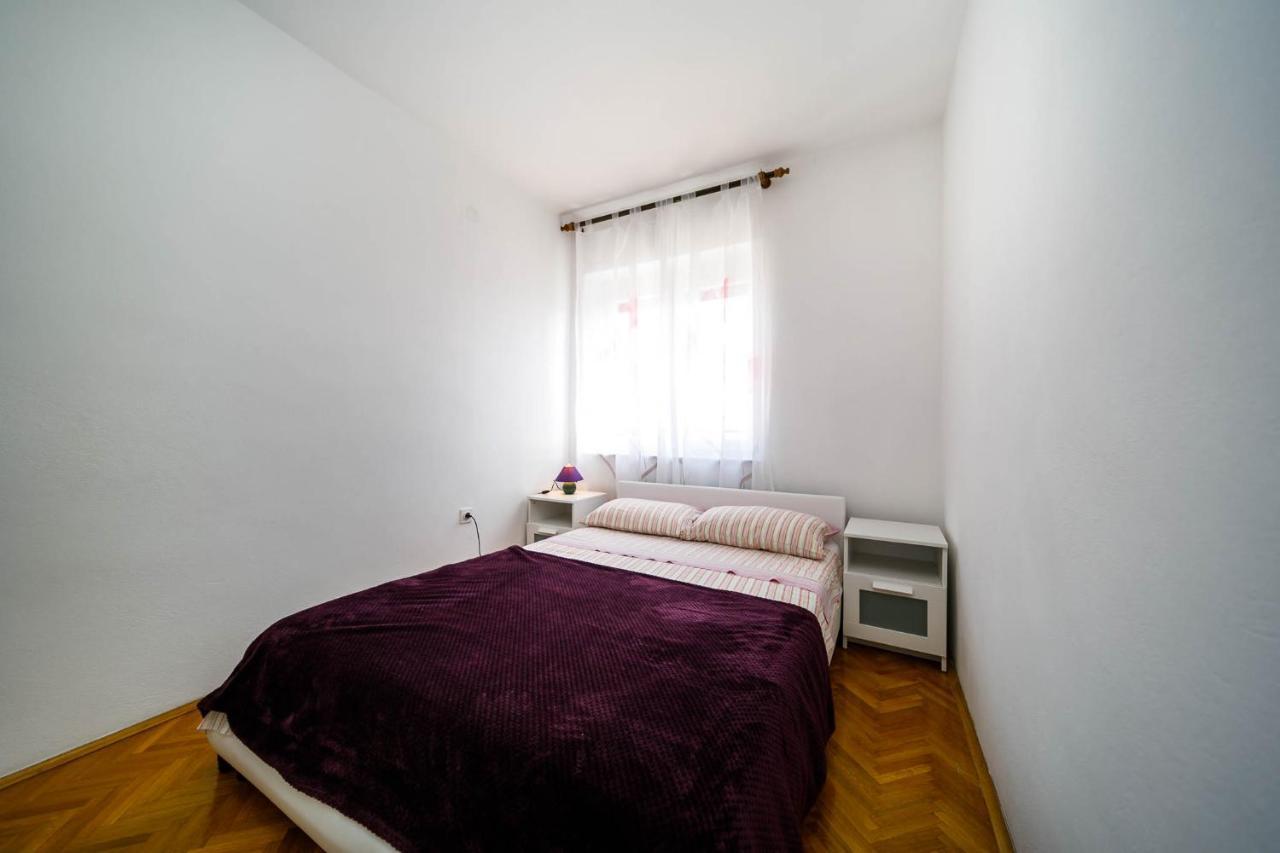 Apartments Mate Balote 54 크르크 외부 사진