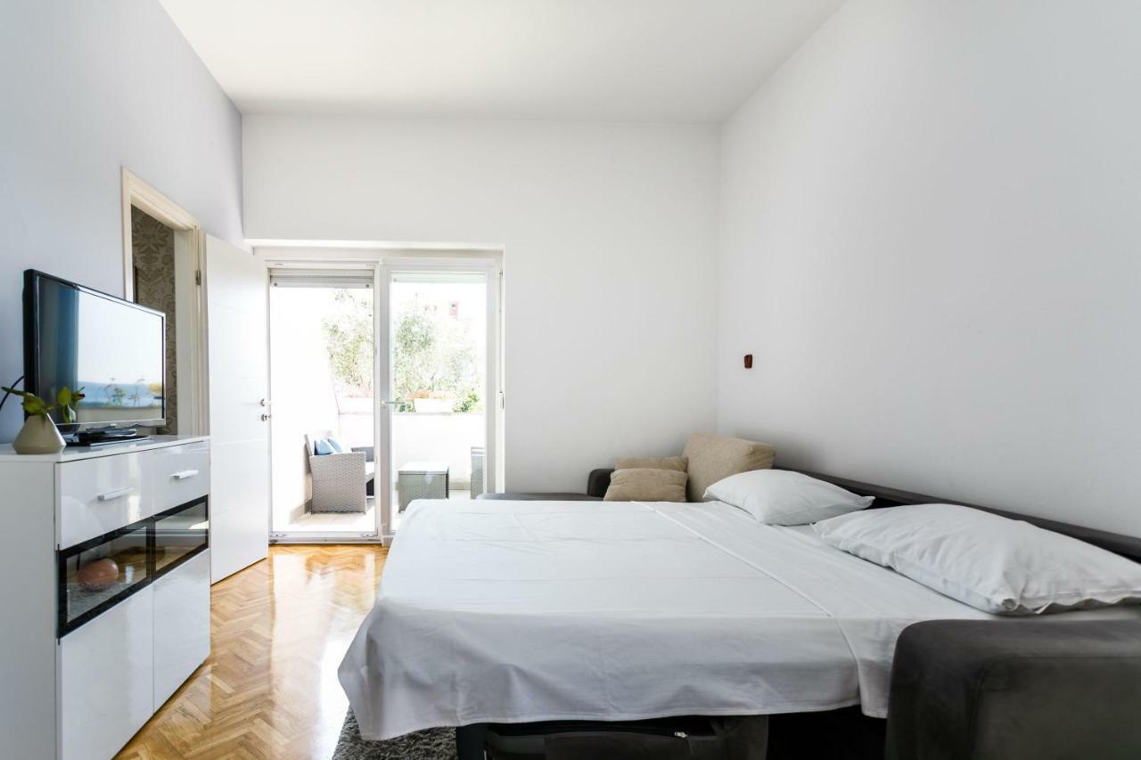 Apartments Mate Balote 54 크르크 외부 사진