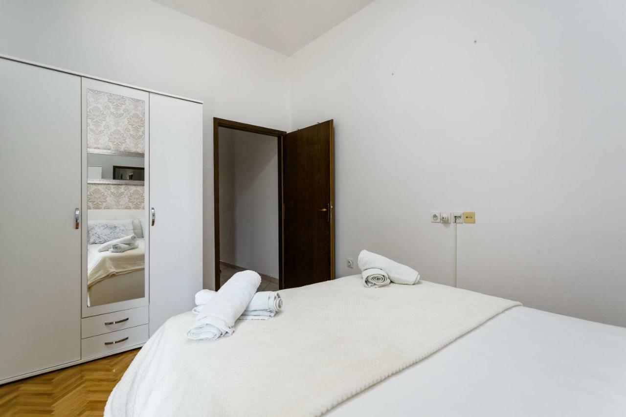 Apartments Mate Balote 54 크르크 외부 사진